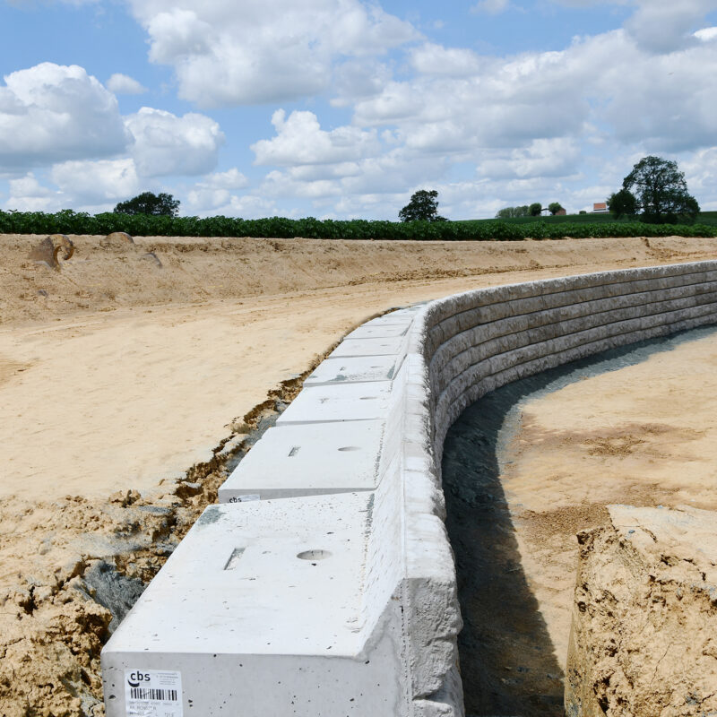 Recon Walls betonnen structuurblokken CBS Beton hellingen waterwegen 1