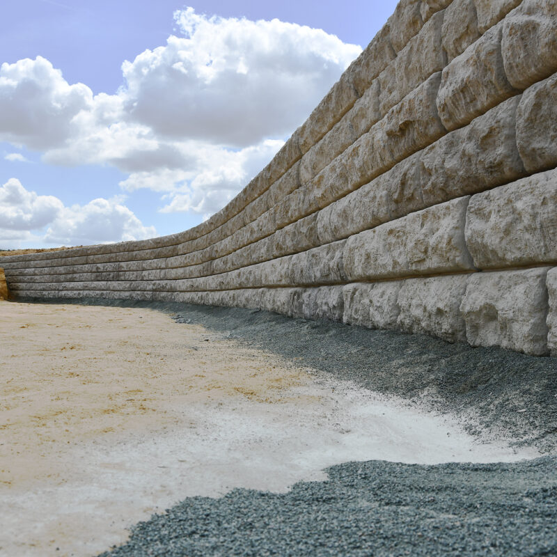 Recon Walls betonnen structuurblokken CBS Beton hellingen waterwegen 3