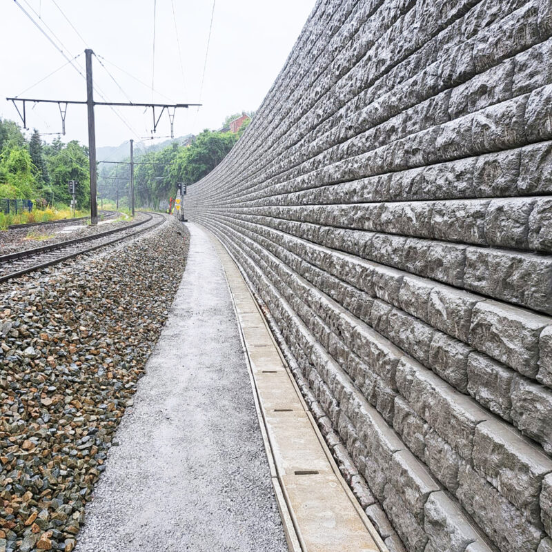 Recon Walls betonnen wanden Blokken keerwanden spoorwegen CBS Beton 1
